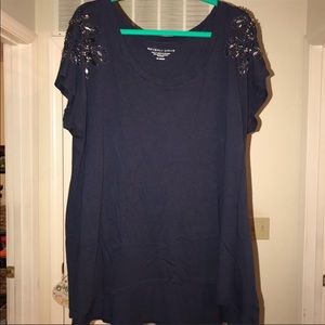 Plus size t-shirt with shoulder embellishments
